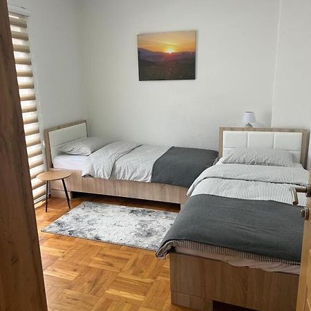 Teal Apartments Bihać Екстериор снимка
