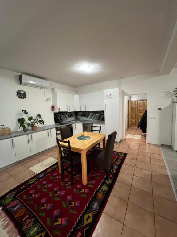 Teal Apartments Bihać Екстериор снимка