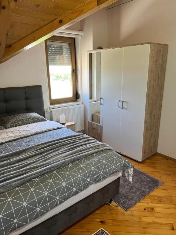 Teal Apartments Bihać Екстериор снимка