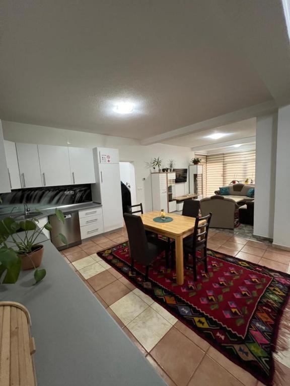 Teal Apartments Bihać Екстериор снимка