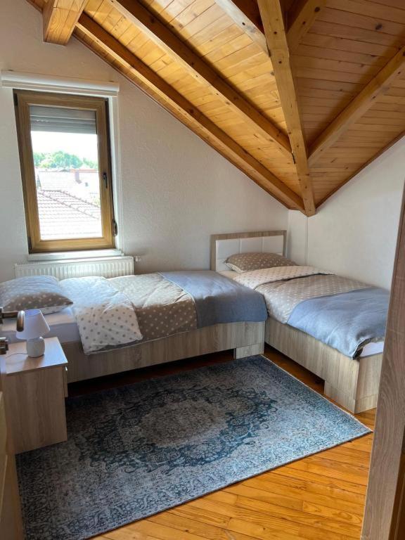 Teal Apartments Bihać Екстериор снимка